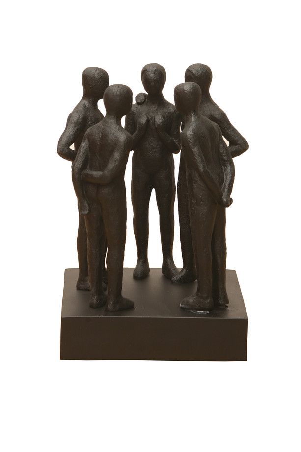 [663TE006] 5 FIGURAS HABLANDO RESINA NEGRA