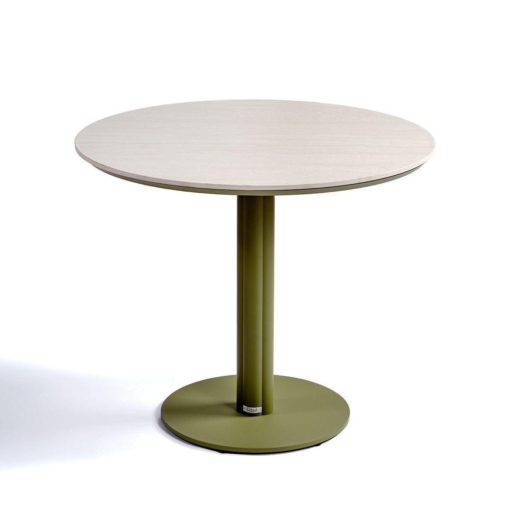 Mesa de comedor exterior verde y cerámica blanca