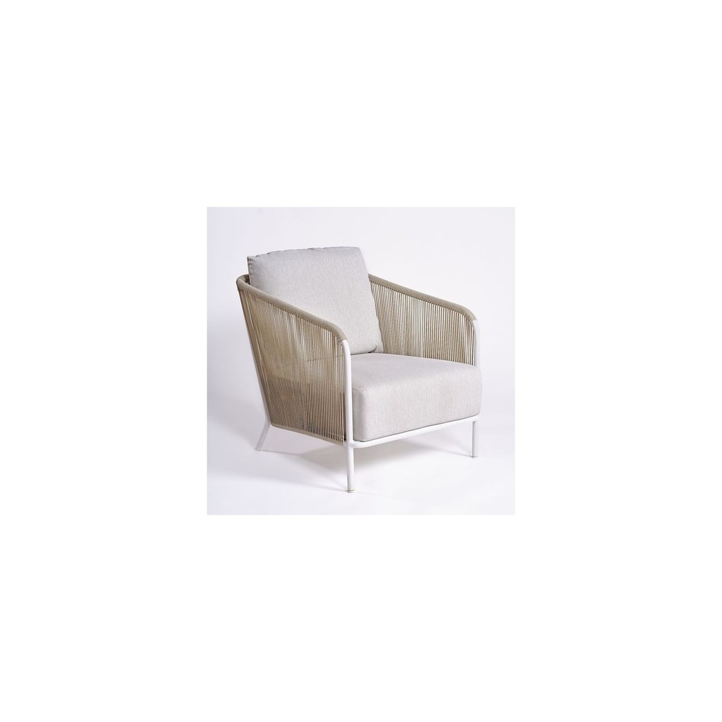 [JULY] Sillón de exterior de aluminio y cuerda