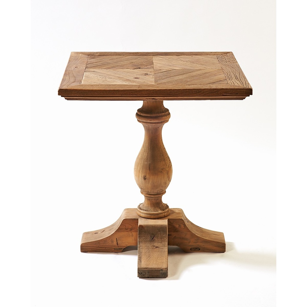 Mesa de madera envejecida