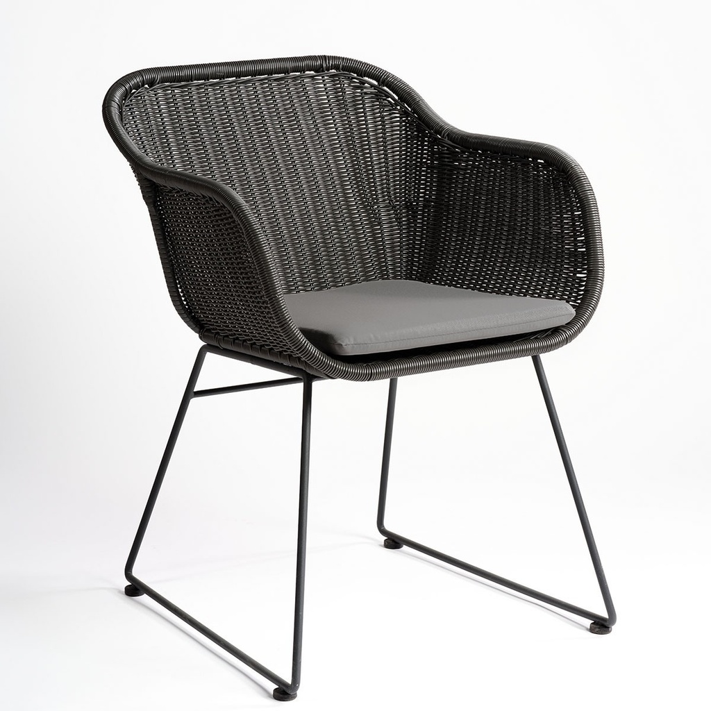 Sillón de ratán sintético gris pata gris
