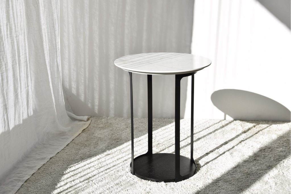 MESA AUXILIAR N.30.BLANCO Y NEGRO