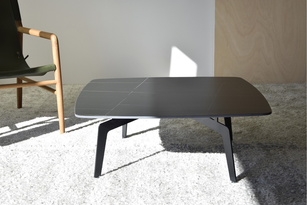 [34AD2100] MESA DE CENTRO N.00, METAL,PIEDRA, NEGRO