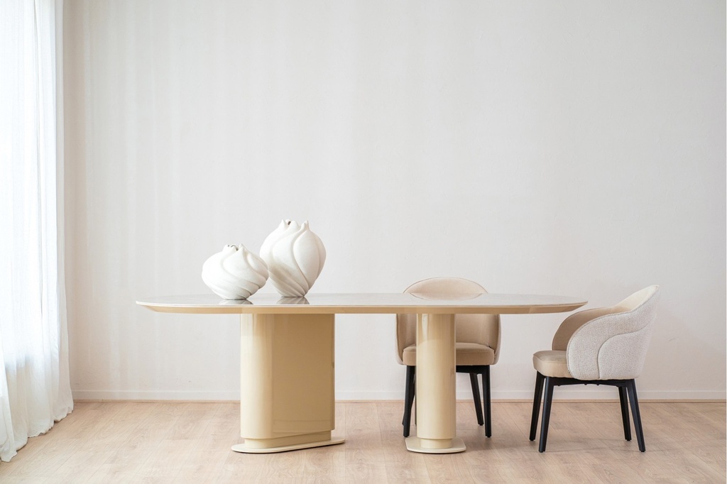 [34AC25590] MESA COMEDOR DUNE. LACADO Y CERÁMICO