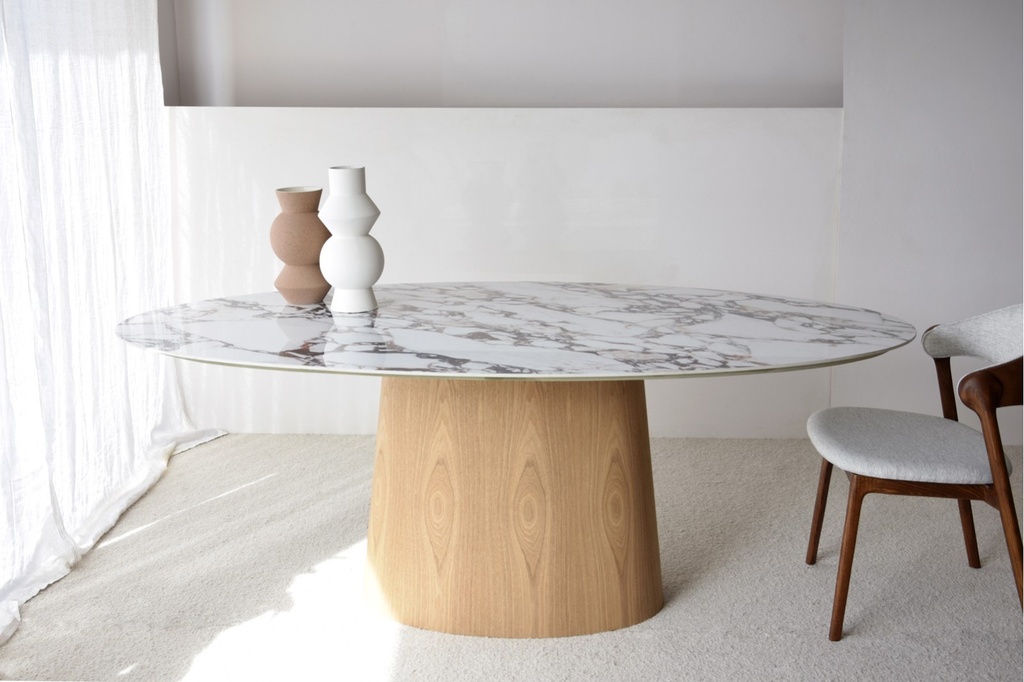 MESA COMEDOR OVAL CERÁMICO Y FRESNO