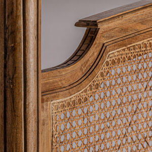 combinado con ratán. Producto desmontable.