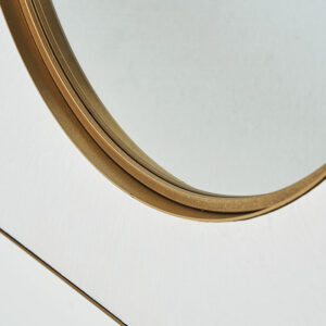 combinado con hierro y madera dm.