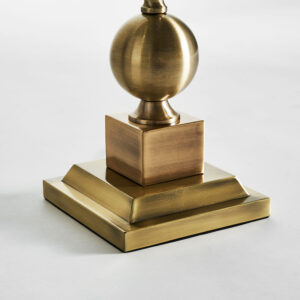 de estilo art deco. Fabricado en hierro