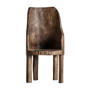 de estilo vintage. Fabricado en madera nogal. Esta silla es de decoraciön y no sirve para sentarse