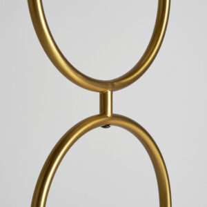 en color oro y cristal. Producto desmontable.