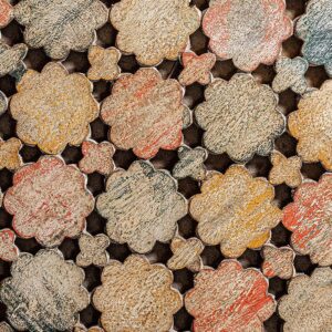 de estilo étnico. Fabricado en madera tropical.