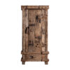 Armario loge de estilo étnico fabricado en madera de teka en color marrón con acabado envejecido.