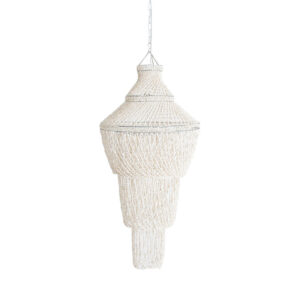 Lámpara de colgar de estilo contemporáneo fabricado en concha en color blanco roto. Producto plegable.