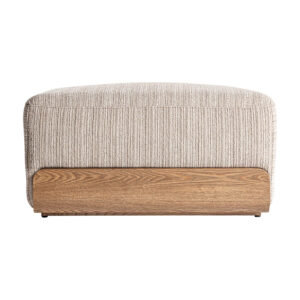 Reposapiés kocs de estilo contemporáneo fabricado en madera de pino en color crema combinado con madera dm y poliéster.