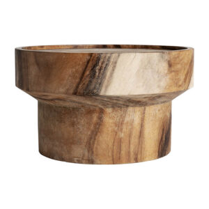 Mesa de centro barika de estilo étnico fabricado en madera suar en color marrón con acabado natural.