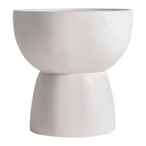 Mesa de centro Naima de estilo contemporáneo fabricado en hormigón armado en color blanco roto.