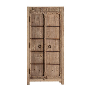 Armario socken de estilo colonial fabricado en madera de teka en color marrón combinado con hierro en color negro.