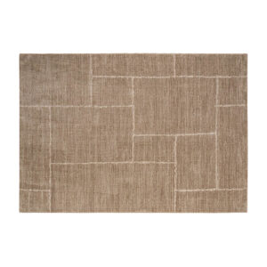 Alfombra fadia de estilo clásico fabricado en poliéster en color camel en color beige. 88% pes microfibra reciclado.