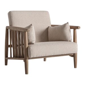 Sillón Grebin de estilo contemporáneo fabricado en madera abedul en color marrón combinado con algodón en color beige. Producto desenfundable.